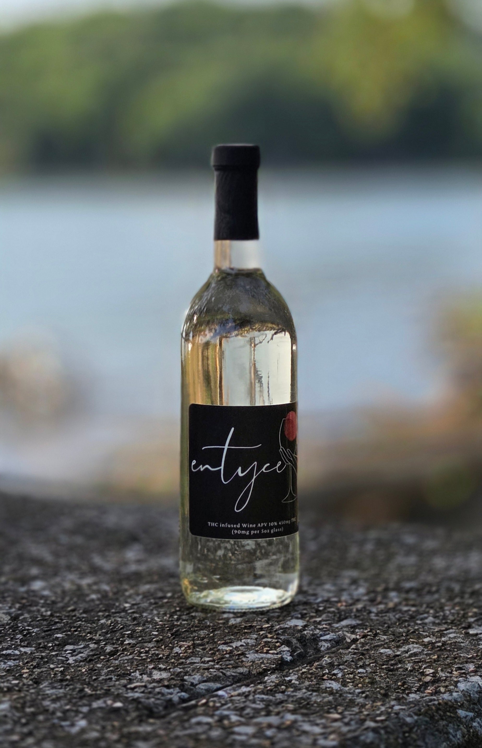 WHITE WINE